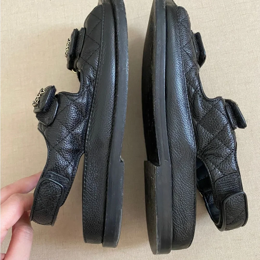 ** SOLD ** CHANEL CC DAD SANDALS - Picture 5 of 13
